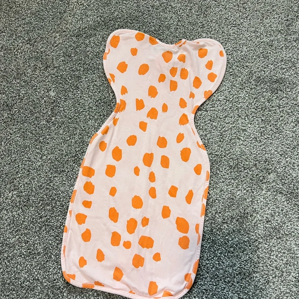 Love to Dream Swaddle Collection - Pink, Green, White - Picture 11 of 11